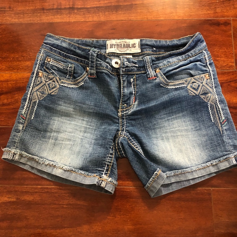 Hydraulic Gramercy Denim Short Western Design Size 4 - Picture 1 of 4
